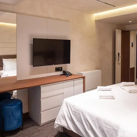 Отель Mattis Тирана