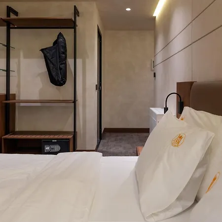 Mattis 4* Тирана