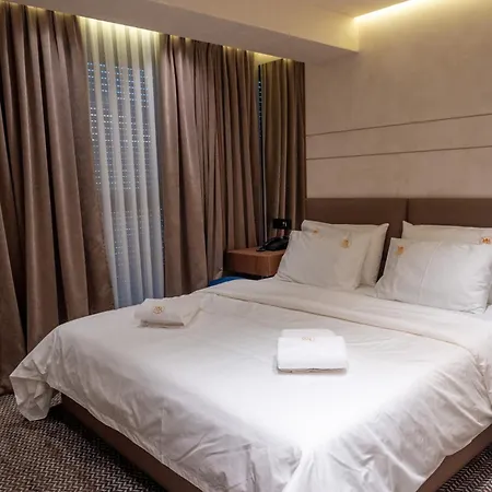 Mattis 4* Tirana