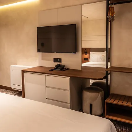 Mattis Hotel