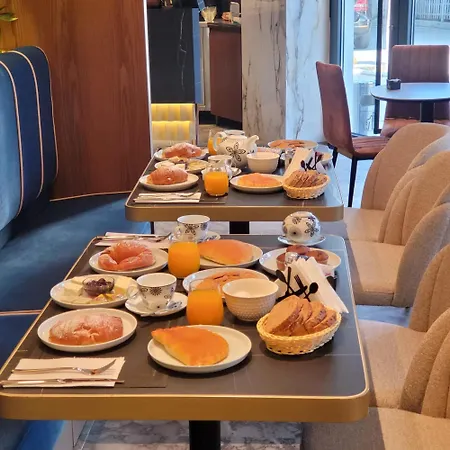 Отель Mattis Тирана